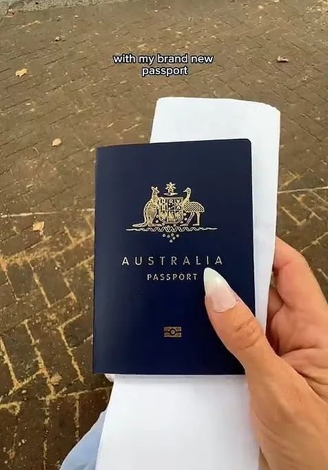 快查自己的护照！因护照上一个小问题，澳女被拒绝登机！网友：这是规定（组图） - 8
