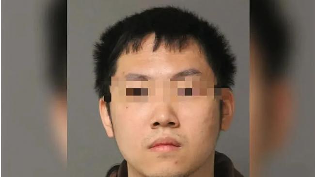 华裔刚入境就被捕，被重判12年 只因手机内容没删（组图） - 2