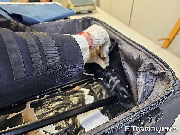 澳洲女子入境台湾，行李夹层藏7公斤海洛因，辩称是“赴台旅游”（组图） - 1