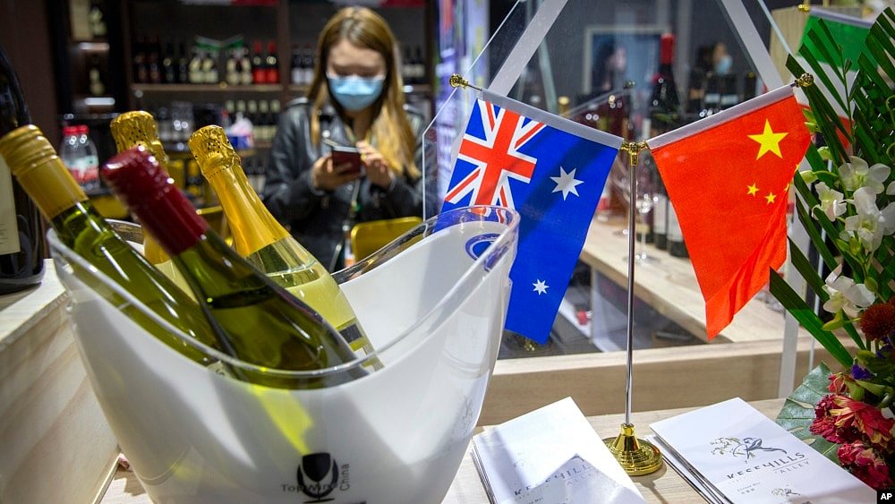 中国取消对澳葡萄酒惩罚关税，专家： 澳在原则上妥协得不偿失（图） - 1