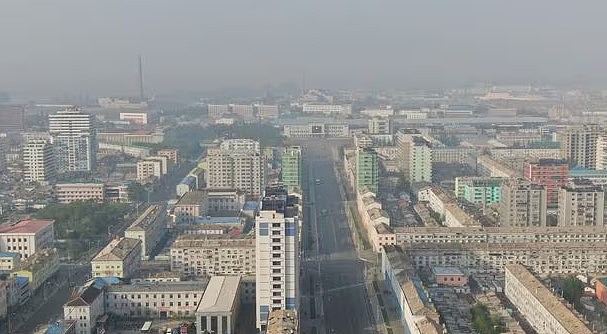 中国商用无人机侵入北韩，曝光新义州街头空空荡荡（组图） - 4