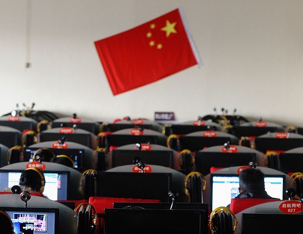 中国多地高校提升监控学生力度，有企业责令员工退群（组图） - 1