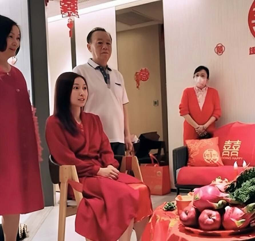 恭喜！TVB童星今日大婚，与老公当众热吻（组图） - 2