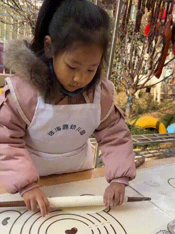 不折腾家长徐州幼儿园，手工课居然教孩子炒菜做饭（组图） - 6