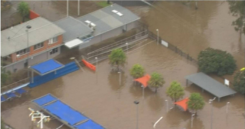 悉尼暴雨强袭引山洪，数千人紧急撤离家园（图） - 1