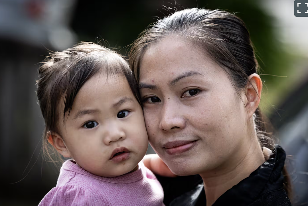 31岁亚裔女移民嫁58岁新西兰公民，娃也生了，新西兰移民局：离境，否则驱逐…（组图） - 2