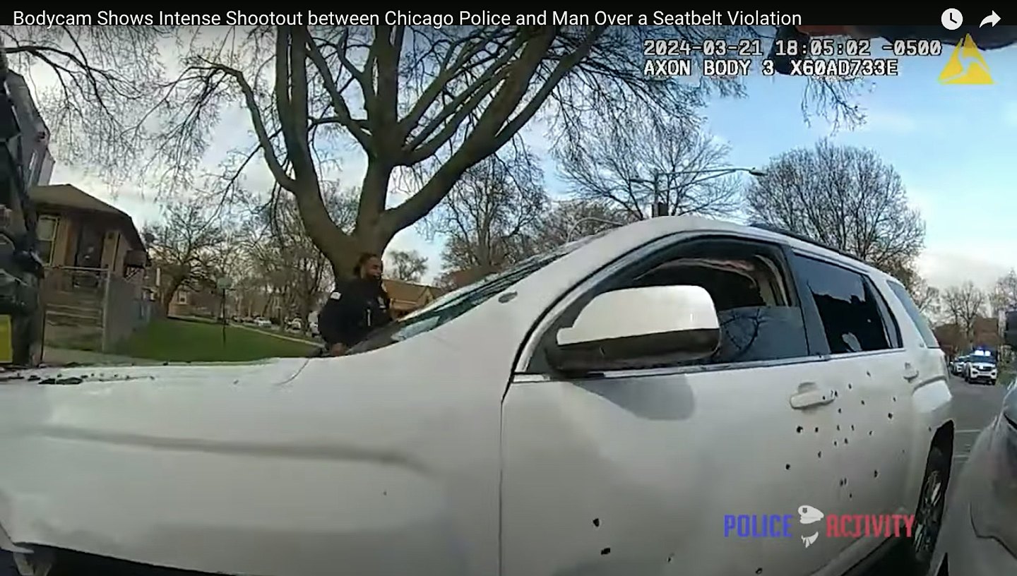 美国芝加哥4警查车遭开火！41秒内向非裔疑犯开枪近100次还击（视频/组图） - 4