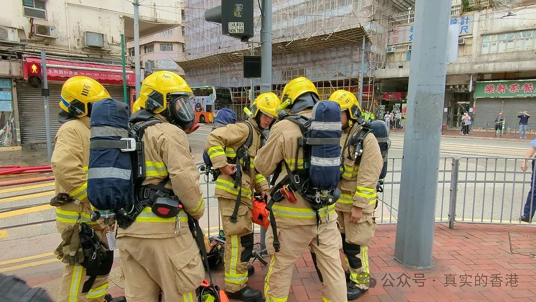 香港发生重大火灾事故，5死40伤！警方追查原因（组图） - 15