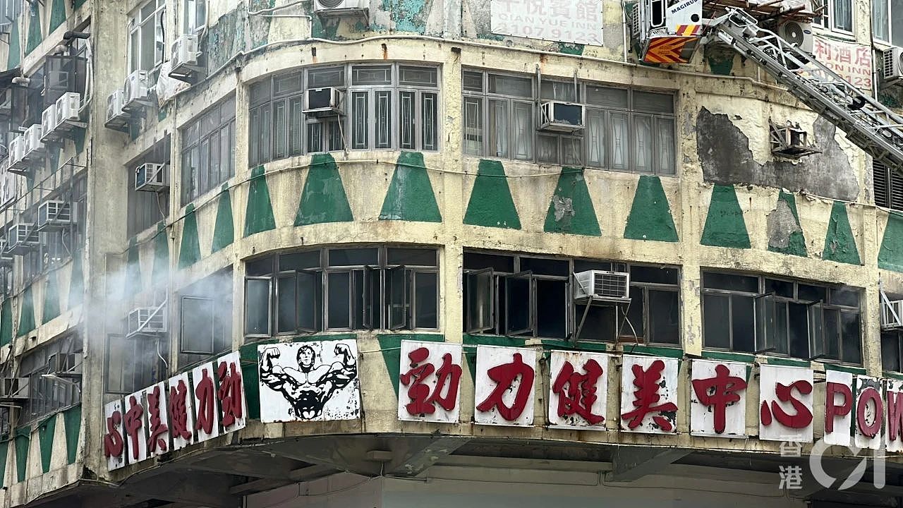 香港5死40伤夺命火灾背后：近万栋高龄楼＋㓥房成隐形＂火药桶＂（组图） - 15