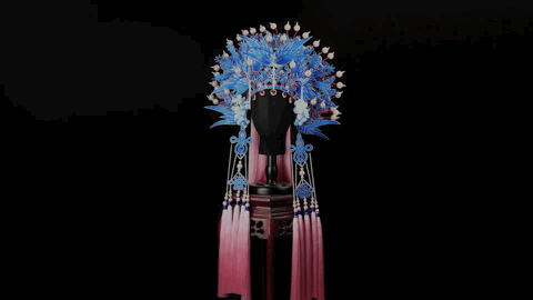 中国姑娘用泡面桶、易拉罐做首饰，登上米兰时装周！网友：她好像真的试图教会我们···（组图） - 26