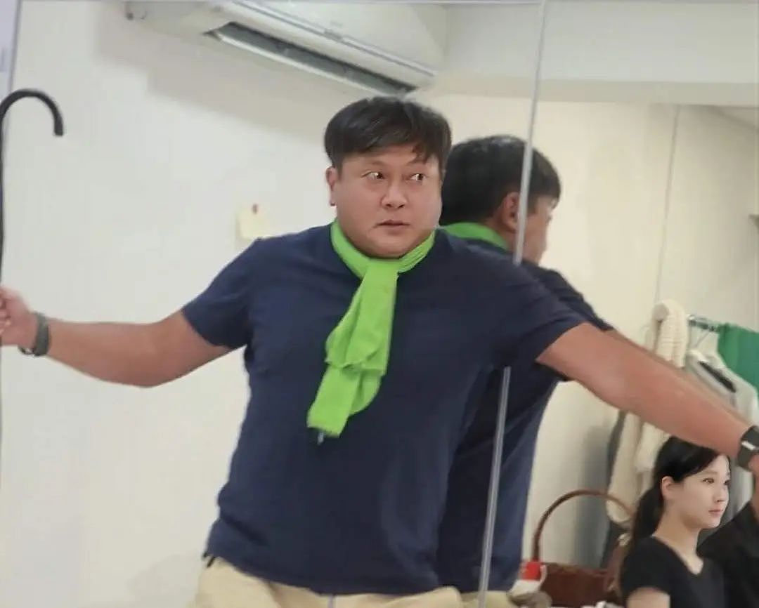 好惨！TVB前知名帅气男星投资百万餐厅倒闭，身材胖成球变油腻（组图） - 6