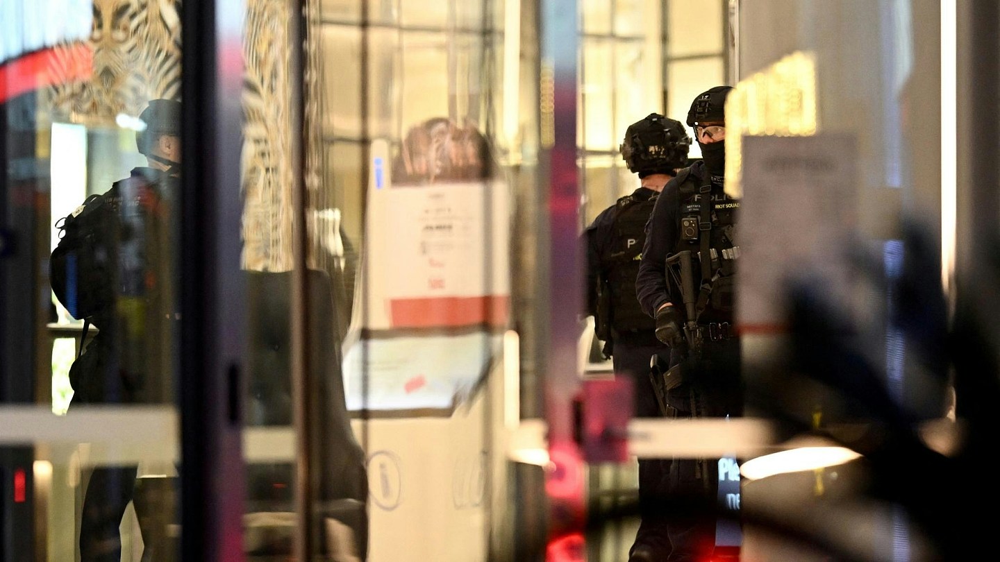 悉尼商场袭击案：27岁中国留学生购物遭刺死，与未婚夫通话成永诀（组图） - 4
