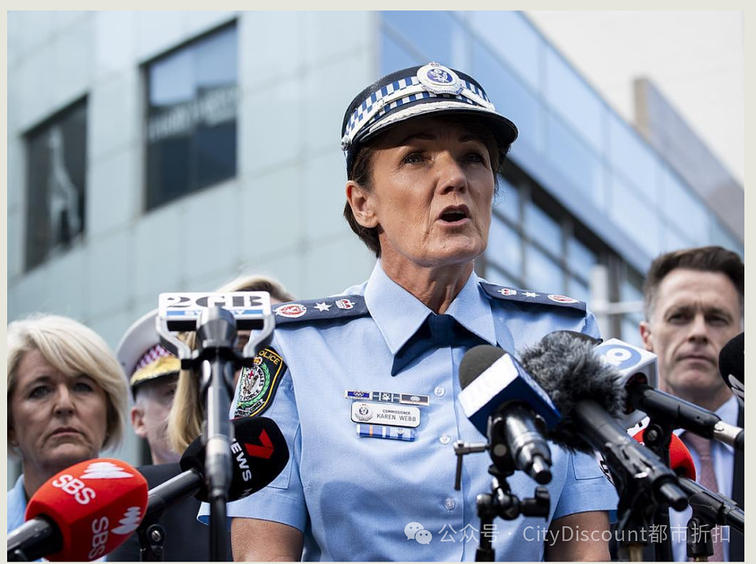 多辆警车被砸，“把那XX交给我们处理”，主教在直播时被行刺，澳洲昨天发生2000人暴乱恐袭事件，总理召开紧急会议（组图） - 19