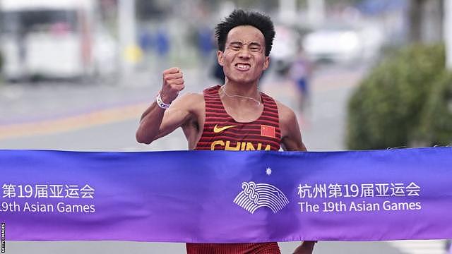 北京半程马拉松：撑何杰夺冠的姆南加特称自己只是“兔子”，“去那里不是为了参赛”（组图） - 1