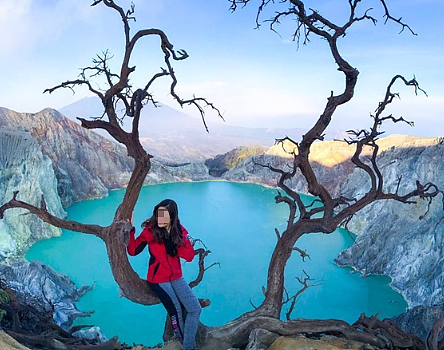 中国女游客印尼火山坠亡！在死亡硫酸湖旁拍照，被裙子绊倒跌落75米悬崖（视频/组图） - 6