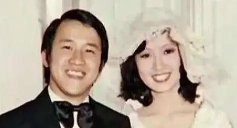 生孩子老公不露面？新婚夜前夫出去鬼混，隐忍三年净身出户，今与干儿子相恋病痛缠身？（组图） - 6