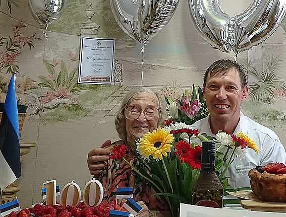 56岁年龄差！104岁澳洲“祖母级女友”去世，律师悲痛：我们真心相爱（组图） - 6