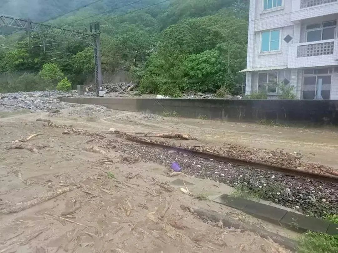 在台失联的澳籍夫妇停止搜救！台湾4月地震1000多次，还爆发土石流...（组图） - 25