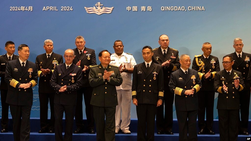 美菲年度军演之际，中国称反对秀肌肉的炮舰外交（图） - 1