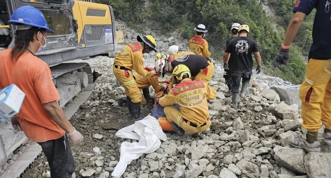 在台失联的澳籍夫妇停止搜救！台湾4月地震1000多次，还爆发土石流...（组图） - 8