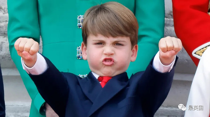 路易小王子6岁生日照姗姗来迟，凯特王妃亲自拍摄！媒体：别再关注他，不然就是第二个哈里（组图） - 11