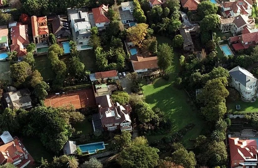 榜单 | 悉尼房价最贵城区Top10公布！榜首中位价近$1000万，年涨幅达9.6%（组图） - 5