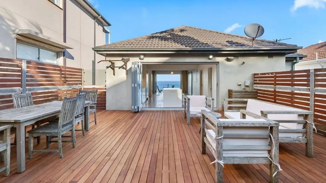 交易 | 震撼！悉尼东区Tamarama复式住宅以$2000万成交，每平方米高达5万澳元（组图） - 4