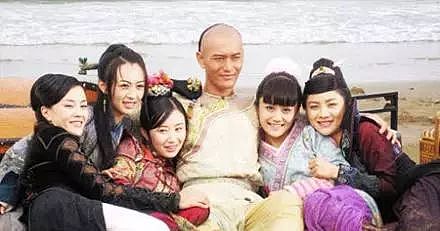 那个纳后宫生50个儿子的“中国首父”徐波，被自己的宠妃“杀猪盘”了......（组图） - 15