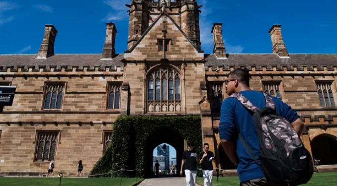 澳洲学签迎重大改革，拒签率爆增，获批不到20%，“澳洲八大”直接拉黑这国学生，留学生签证费料大涨，人数也恐设硬上限（组图） - 2