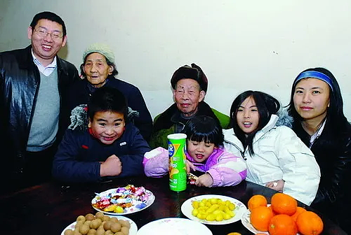 华裔女孩被中美夫妇争抢7年，最后的结局却令人唏嘘（组图） - 16