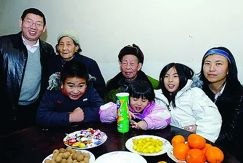 华裔女孩被中美夫妇争抢7年，结局却令人唏嘘（组图） - 13