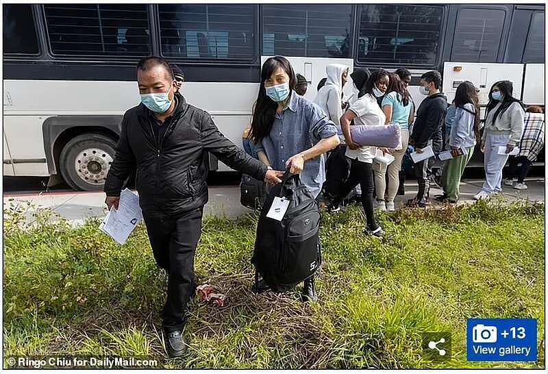 中国无证移民丢弃护照，使用墨西哥身份证进入美国（图） - 1