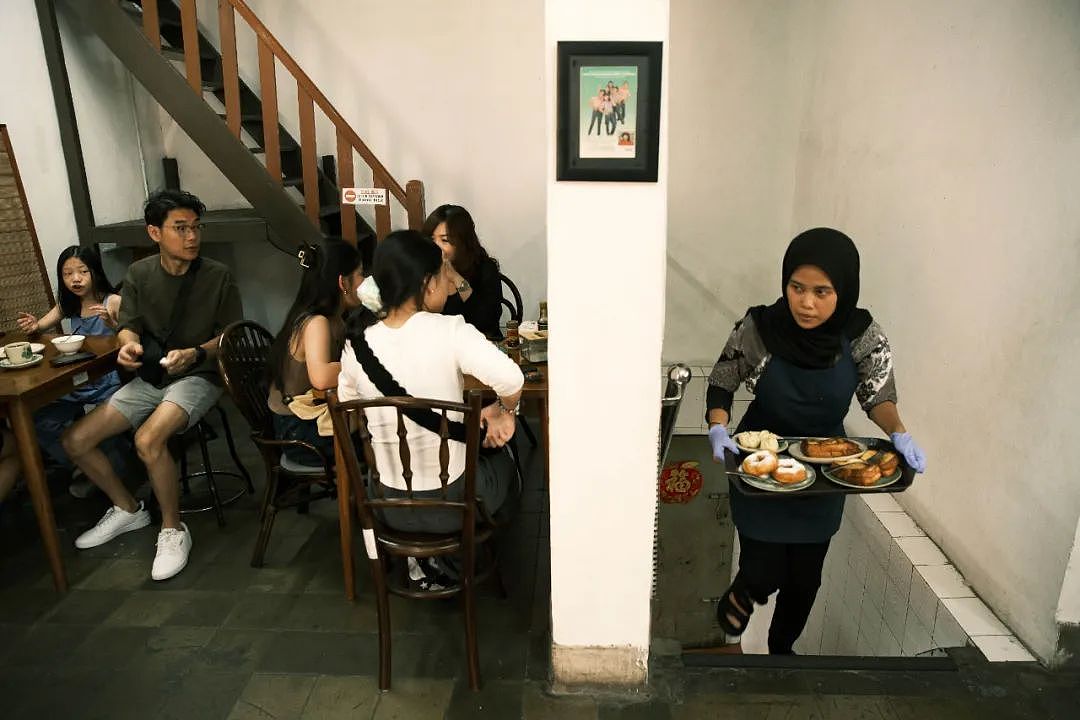 印尼最怀旧的咖啡厅，体验普通人的一场好梦（组图） - 1