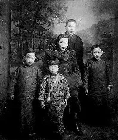 最低调华人家族，稳坐印尼首富14年（组图） - 4