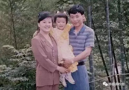 从双耳失聪到清华博士，感动中国的江梦南结婚了，网友惊呼：啥样男孩配得上她（组图） - 6