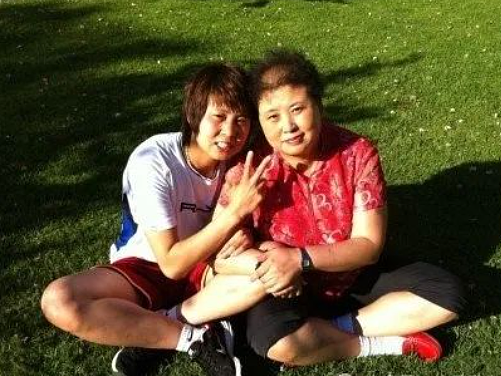 奥运冠军王蒙自揭家丑：那个叫张晓霞的窝囊女人，是我妈（组图） - 12