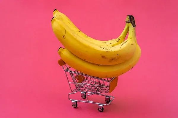 最近，很多单身男女跑去澳洲超市买一把香蕉……（组图） - 6