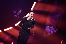 《歌手》成内地明星“照妖镜”：中国乐坛能唱的还剩几个？（组图）