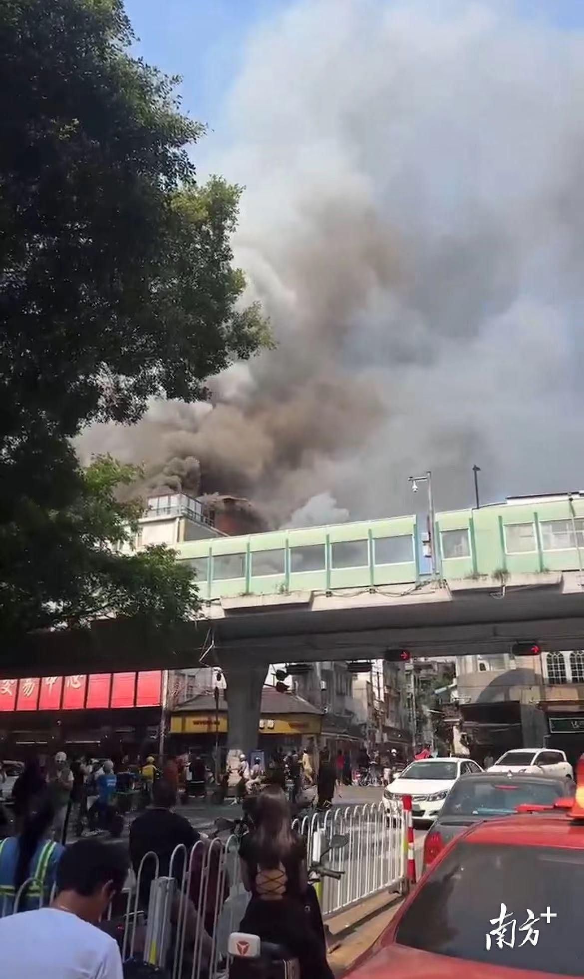 1死9困！广州十三行附近批发市场起火，火灾原因正在调查中（视频/组图） - 10