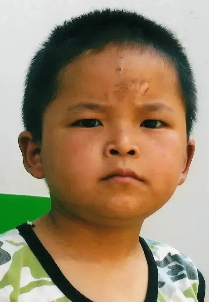 汶川9岁小英雄，曾被姚明抱上北京奥运会，发誓考清华，16年后竟活成了这样…（组图） - 9