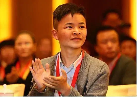 汶川9岁小英雄，曾被姚明抱上北京奥运会，发誓考清华，16年后竟活成了这样…（组图） - 19