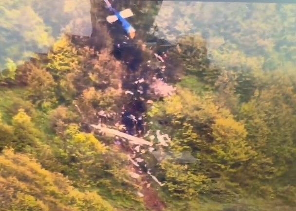 伊朗总统直升机硬著陆！伊媒发布疑似机体残骸第一现场图片：“没有生命跡象”（组图） - 1