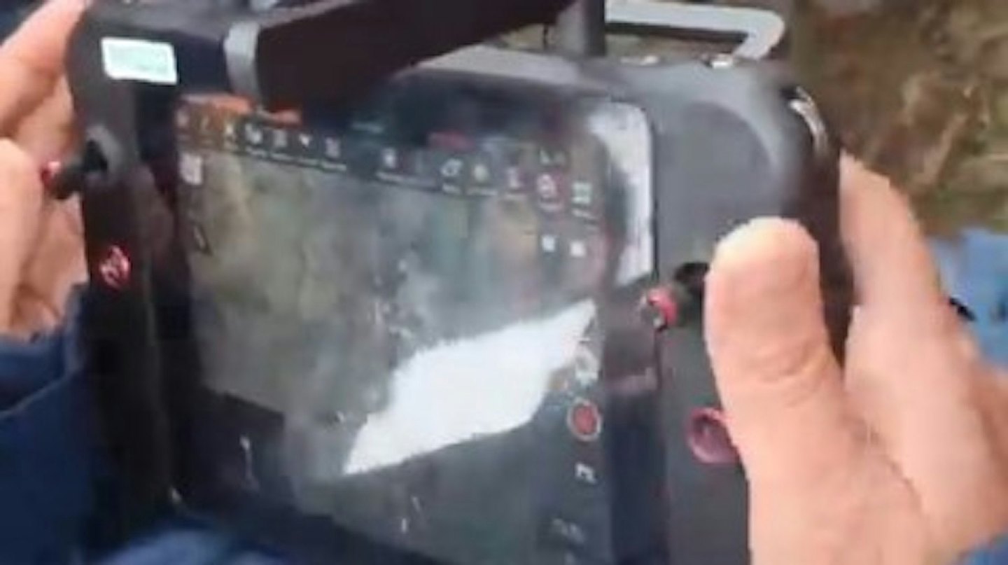 伊朗总统直升机空难，荷媒发布搜索“第一手航拍画面”：烧成废铁（视频/组图） - 6