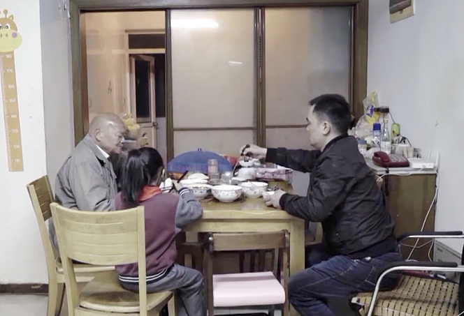 二审维持原判！上海独居老人把300万房产送给楼下水果摊主，亲戚说老人有精神障碍（组图） - 13