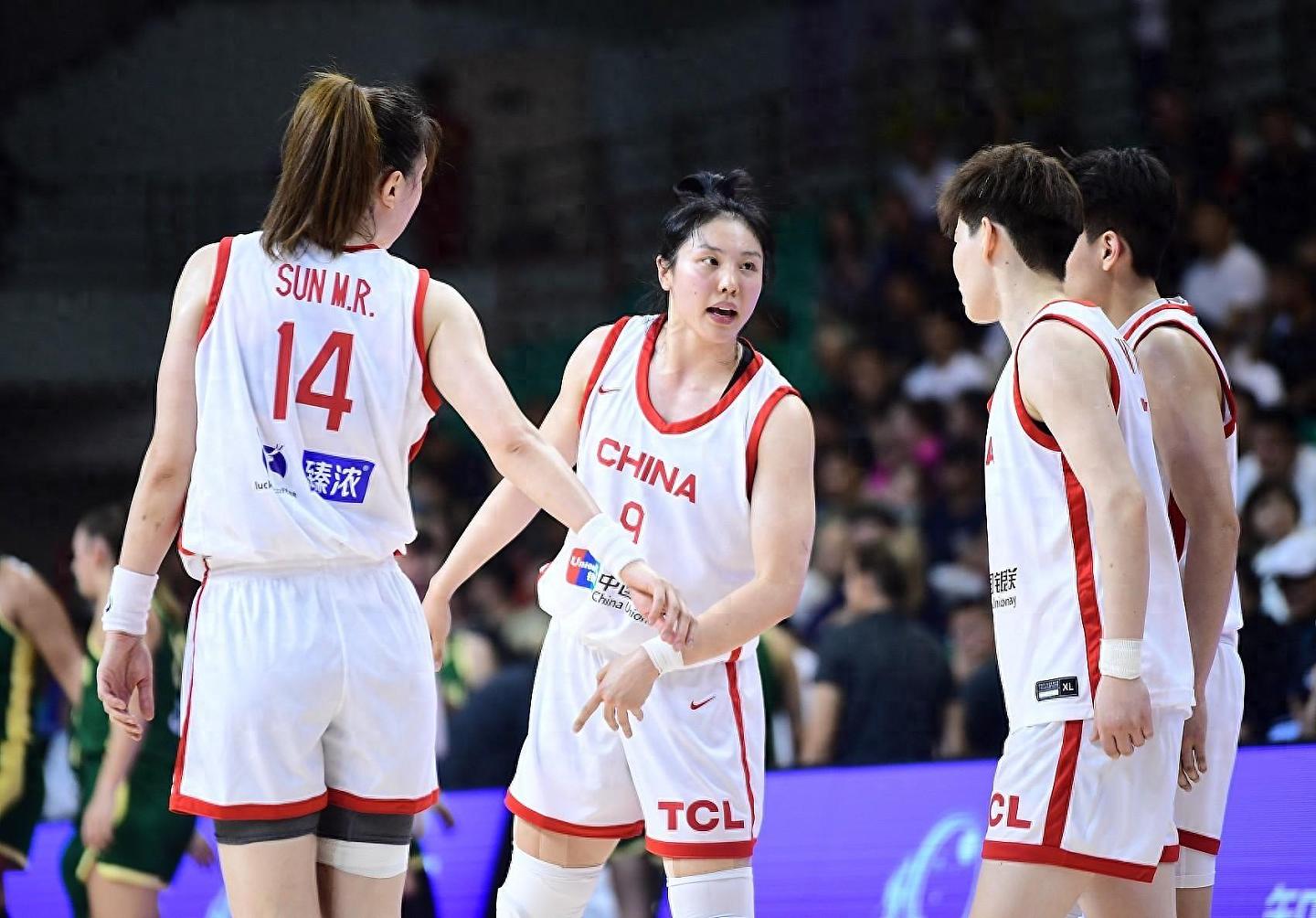 中国女篮热身赛2分惜败澳洲，韩旭、李梦等4名主力缺阵（组图） - 1