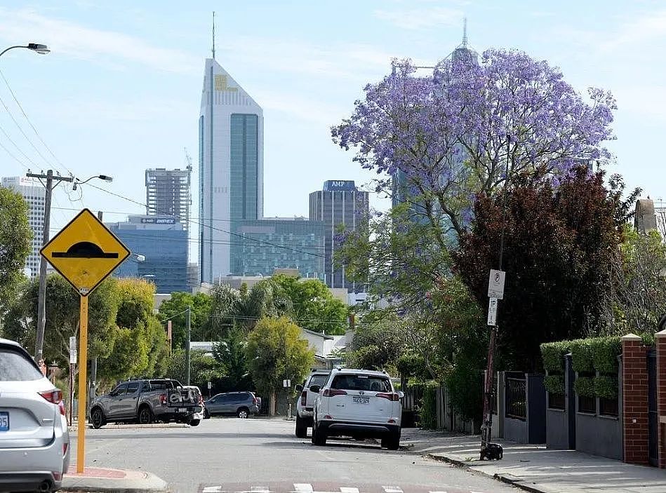 布里斯班成全澳房价第二贵城市，超越墨尔本！澳洲房价连续17个月上涨，再创新高，一地涨幅超20%（组图） - 10