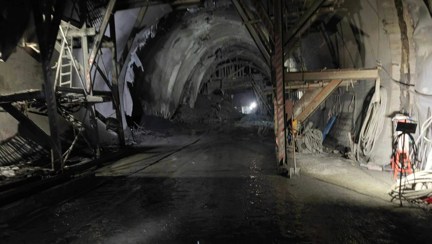 青海在建特长隧道塌方，被困3人确认全数遇难（组图） - 2