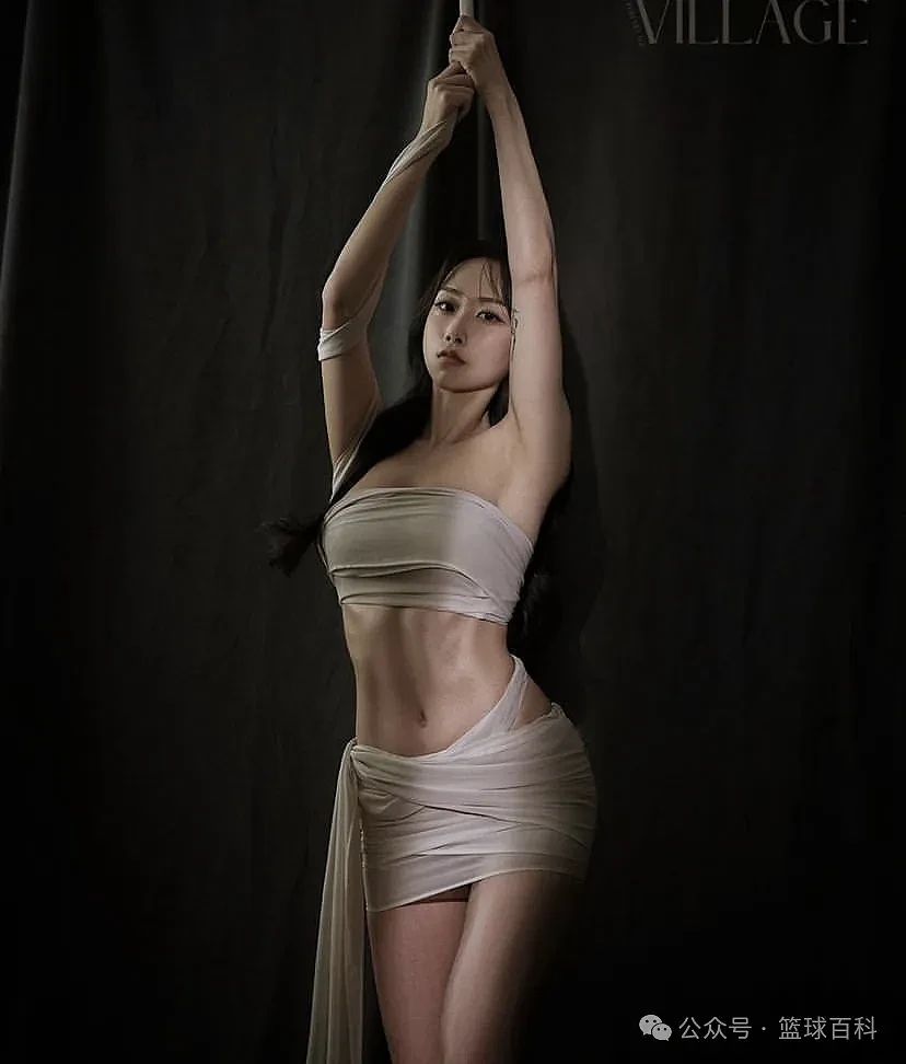 【美女】顶级女健模，完美腰臀腿，身材可称极品（组图） - 8