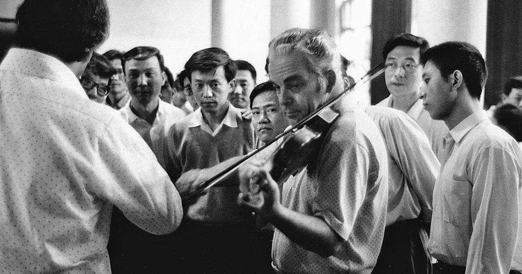 纽时：美国小提琴家卡罗尔去世，文革中“破冰”访华（组图） - 1