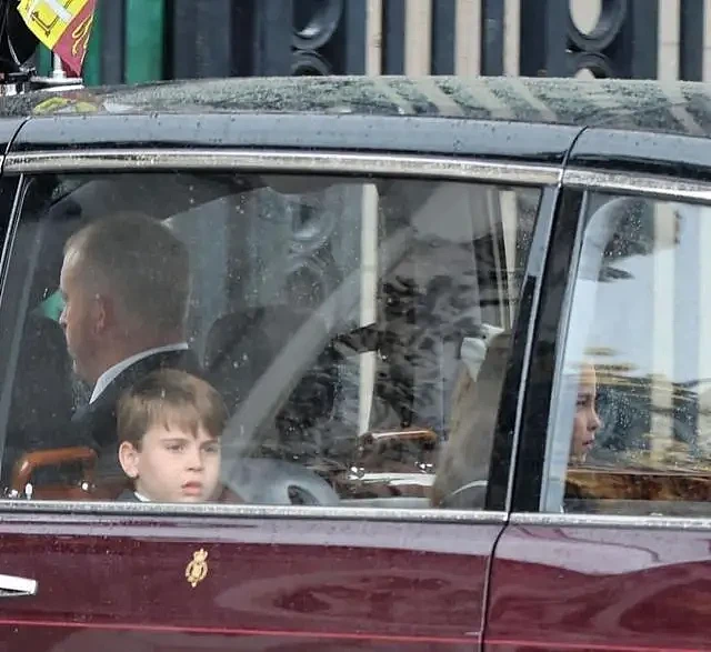凯特王妃穿白衣现身！棱角分明表情严肃，9岁夏公主坐在爸爸对面（组图） - 6
